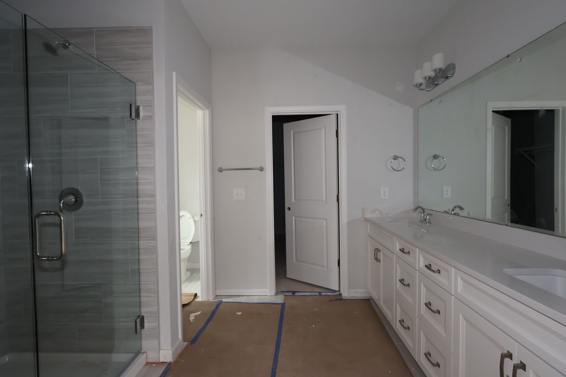 Owner's Bathroom
