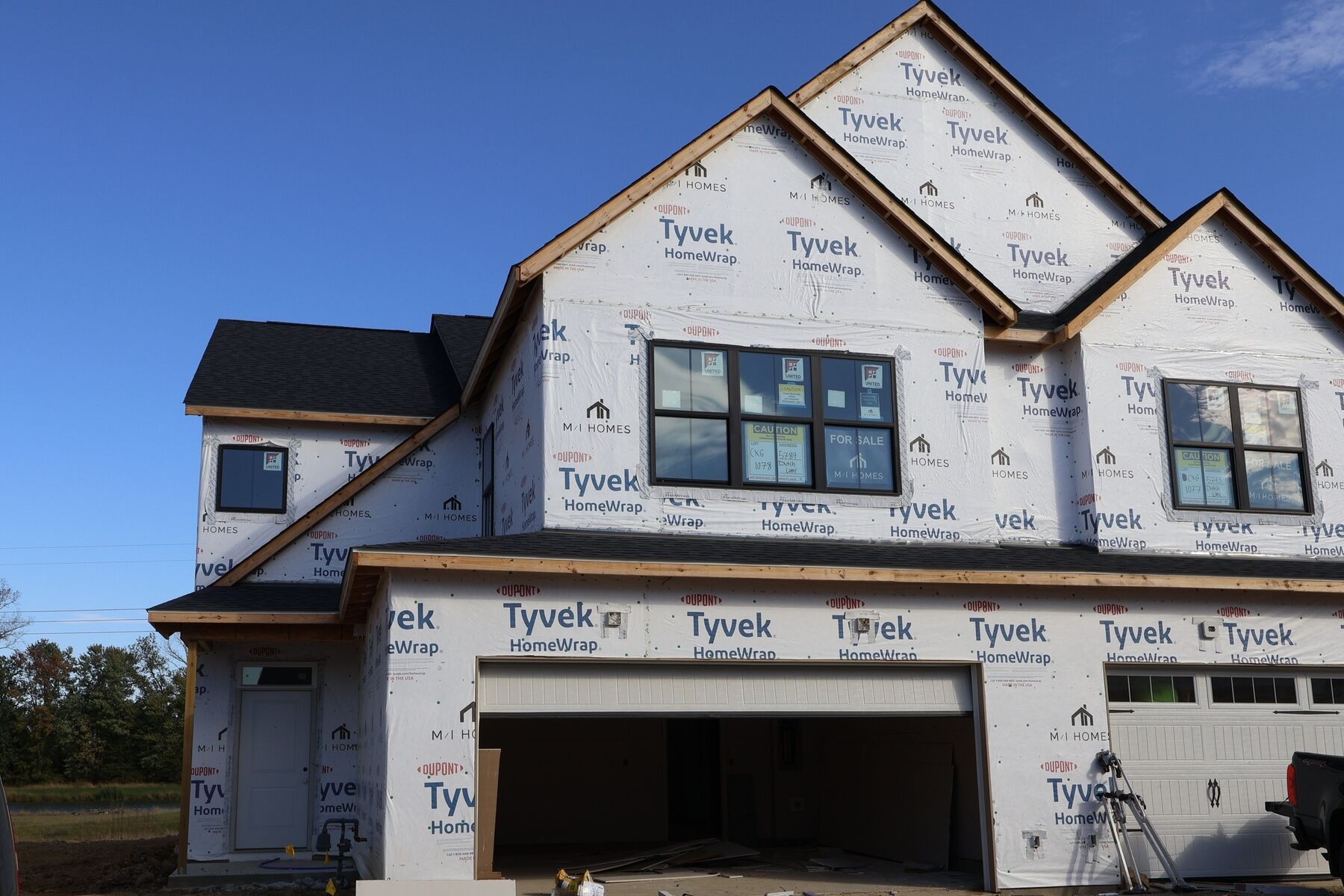 Campbell - Clarkshaw Crossing: Powell, Ohio - M/I Homes
