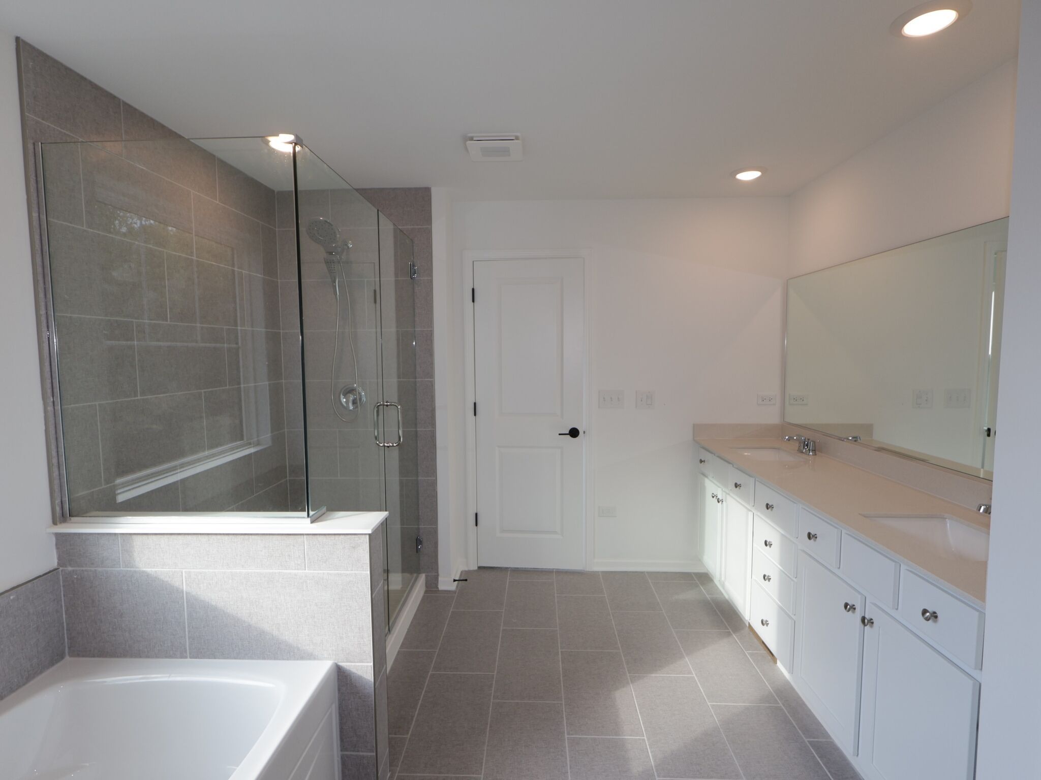 Owner's Bathroom