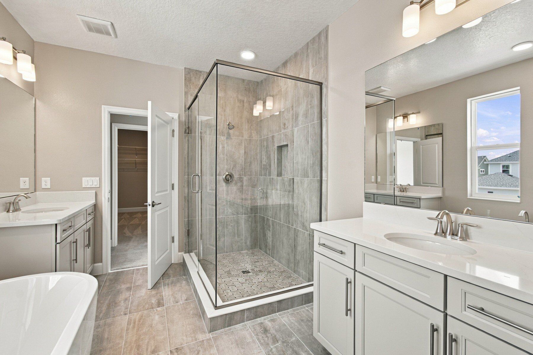 Owner's Bathroom