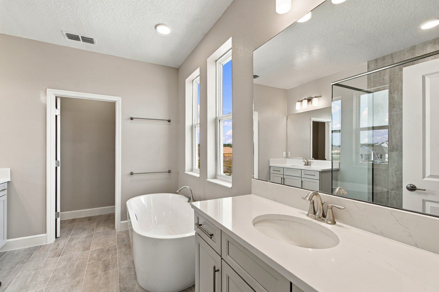 Owner's Bathroom