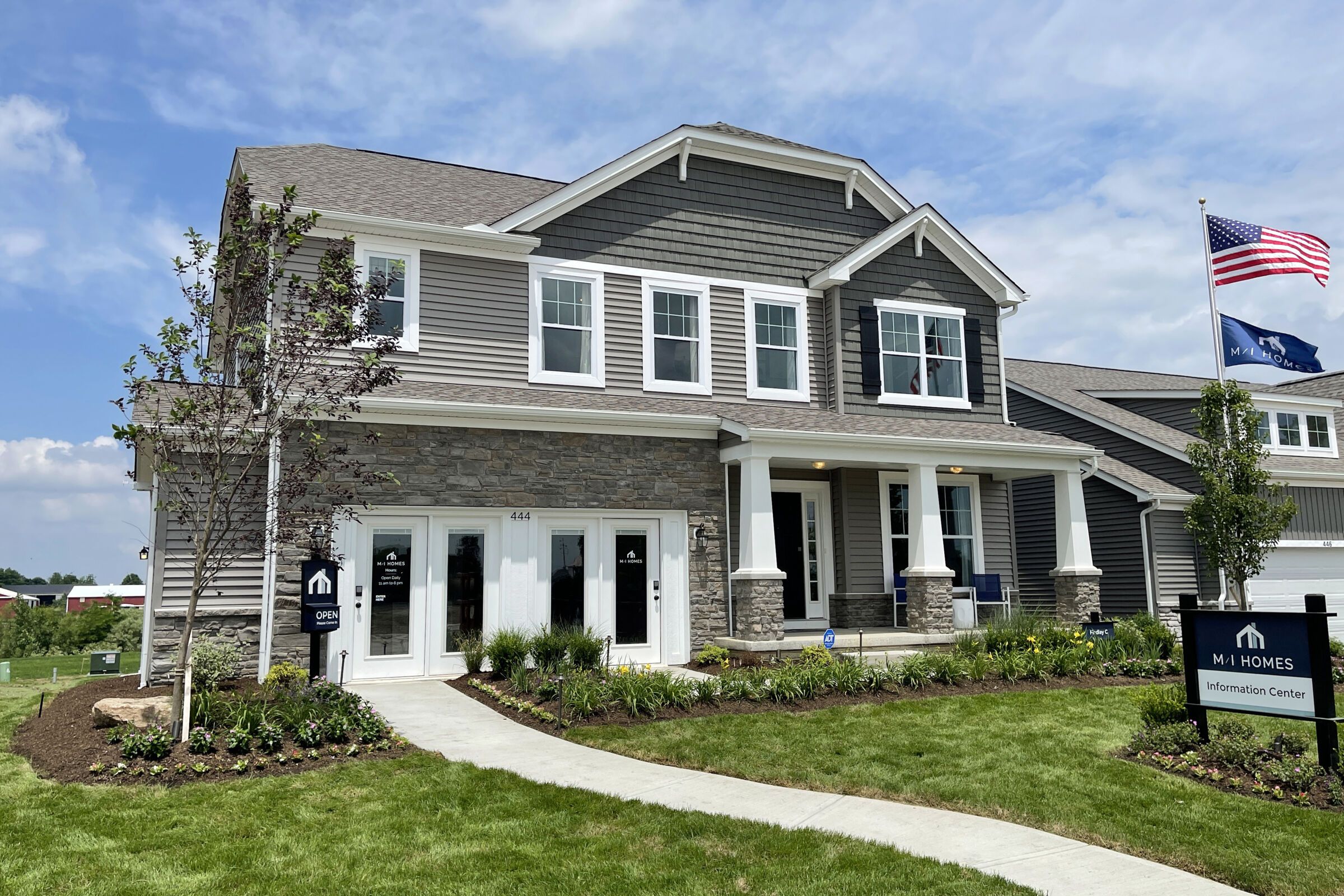 Findlay - Homes at Foxfire: Commercial Point, Ohio - M/I Homes