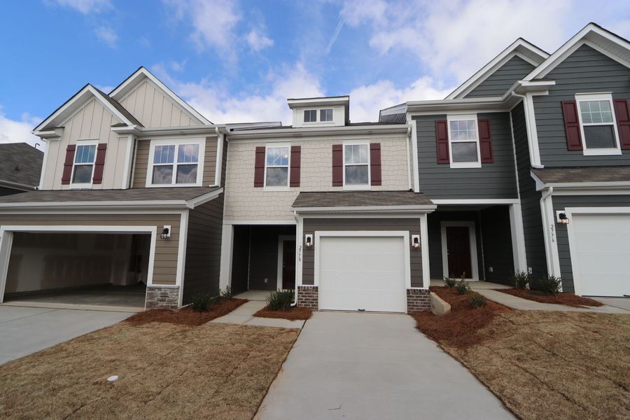 2778 Yeager Drive Nw. Concord, NC 28027