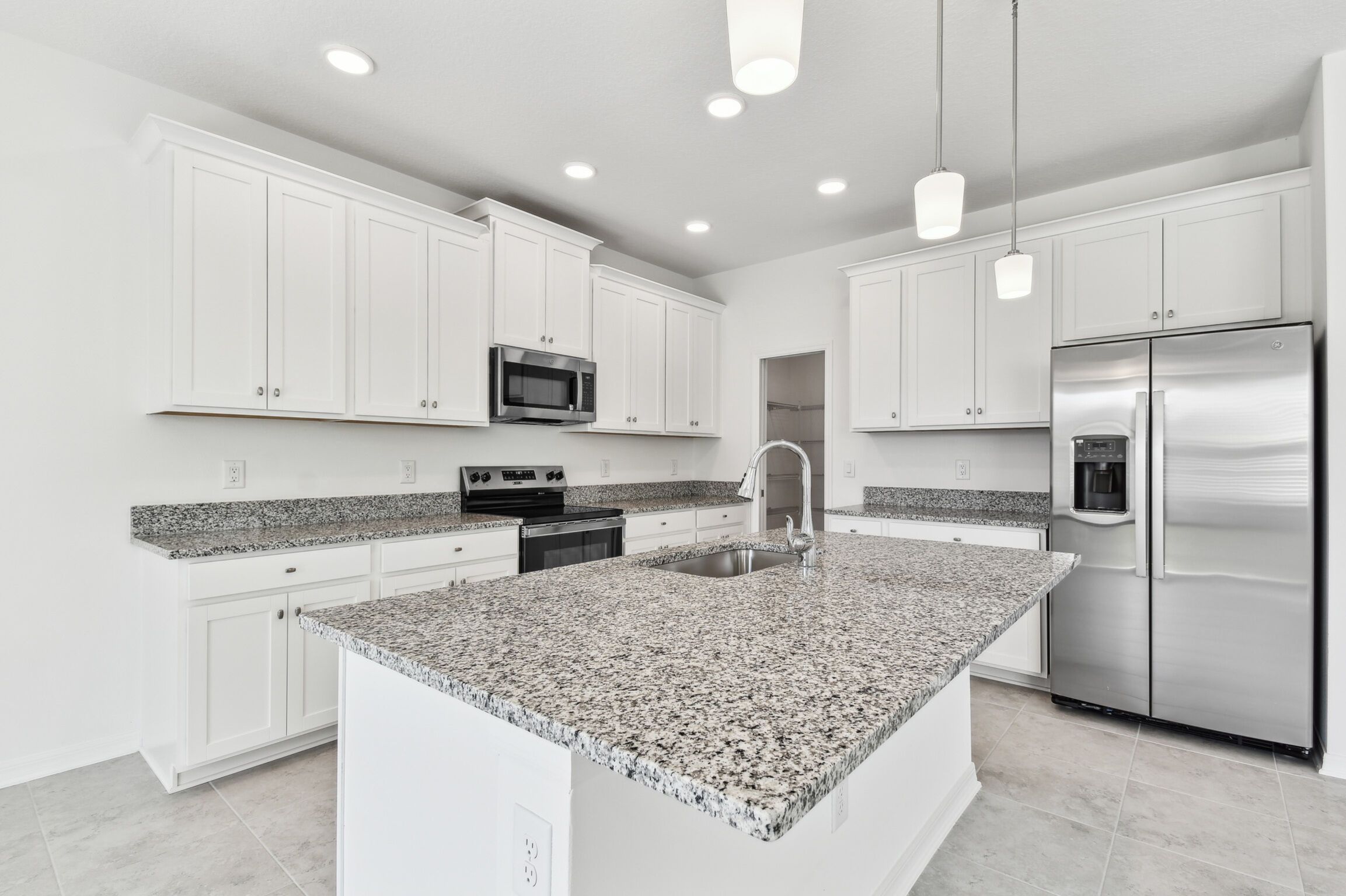 Castellana - Cobblestone: Zephyrhills, Florida - M/I Homes