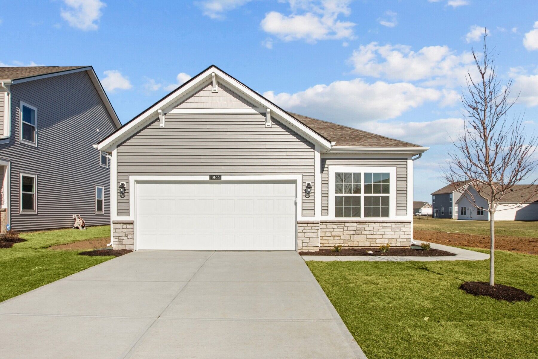 Hulman - Bear Run: Shelbyville, Indiana - M/I Homes