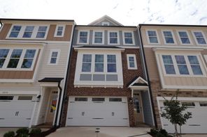 5032 Jowetts Walk Drive (Hyde Park)