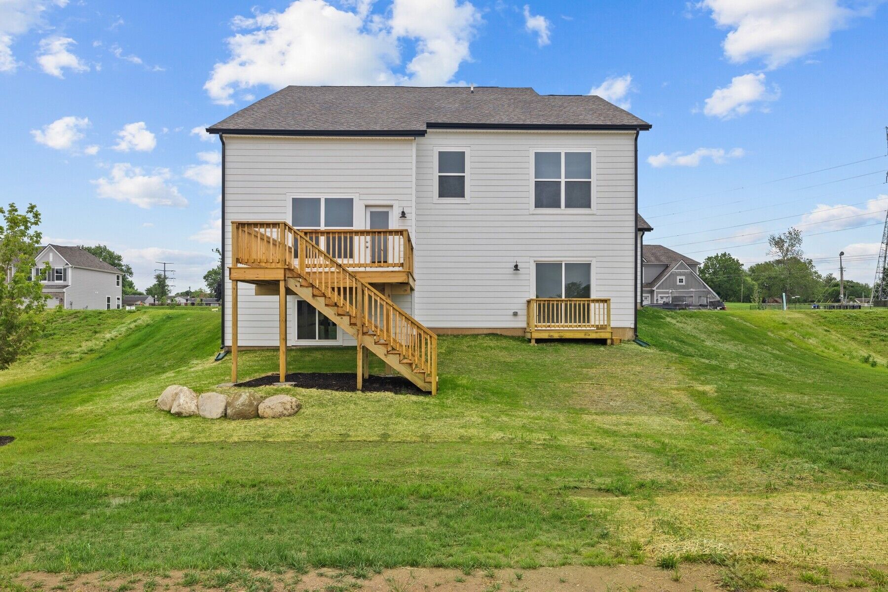 1114 Ridgevine Road (Columbia Basement)