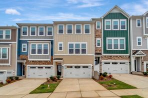 2735 Hunter Woods Drive (Hyde Park)