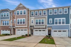 2299 Bay Minette Station (Kensington)