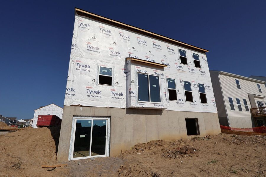 488 Crossing Lane (Thoreau)