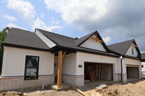 5717 White Pine Lane (Brody)