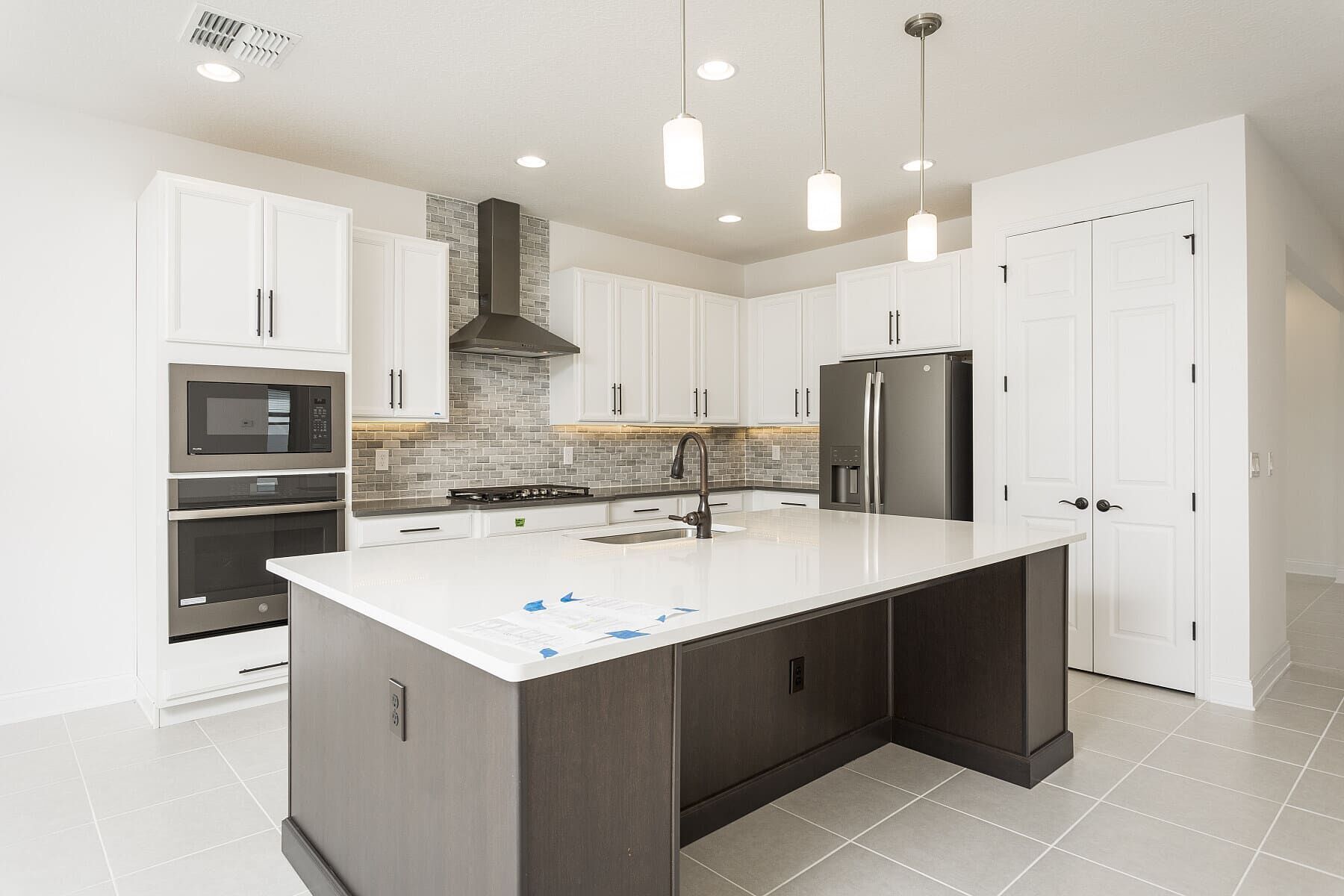 Corina II Sl - Willow Run: Apopka, Florida - M/I Homes