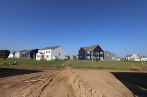 1528 Maple Heights Drive (Lehigh)