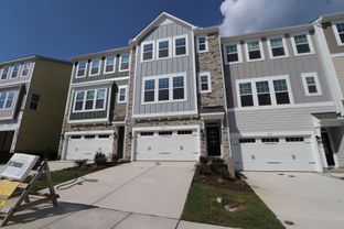 Buckingham - Friendship Station: Apex, North Carolina - M/I Homes