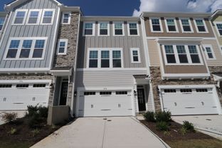 Hyde Park - Friendship Station: Apex, North Carolina - M/I Homes