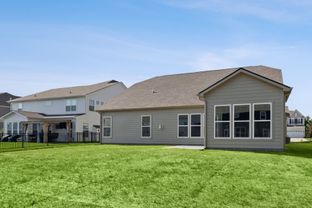 Kentmore - Saddle Club South: Bargersville, Indiana - M/I Homes
