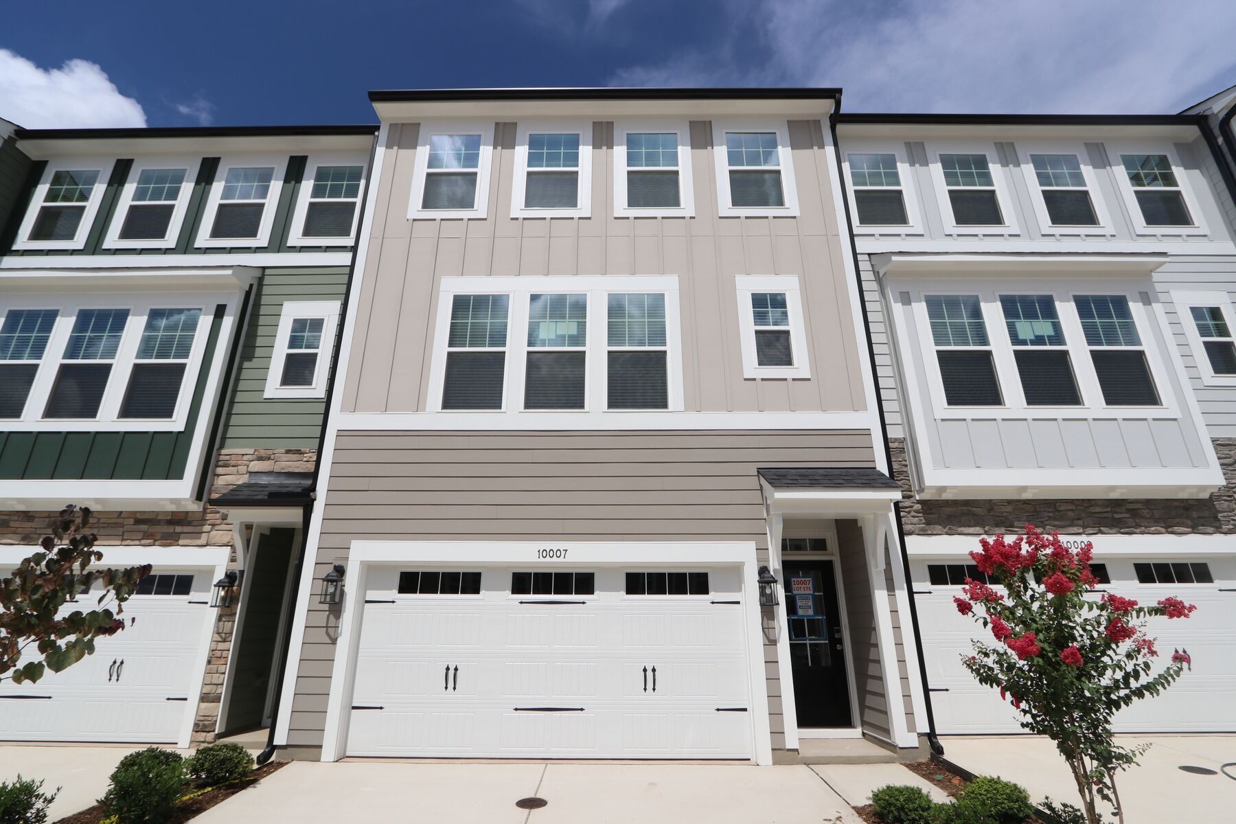 Hyde Park - Green Level Trail Townhomes: Apex, North Carolina - M/I Homes