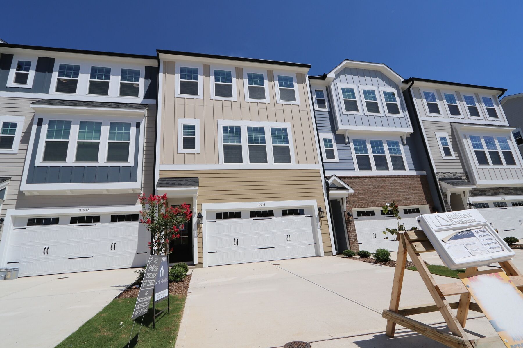 Hyde Park - Green Level Trail Townhomes: Apex, North Carolina - M/I Homes