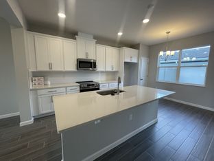 Rutland - Center Lake On The Park: Saint Cloud, Florida - M/I Homes