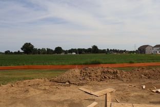 Westerville - Clarkshaw Crossing: Powell, Ohio - M/I Homes