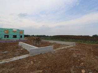 Talman - The Townes at Becketts: South Elgin, Illinois - M/I Homes