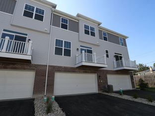 Lasalle - Halston Market: Des Plaines, Illinois - M/I Homes