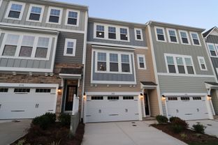 Buckingham - Friendship Station: Apex, North Carolina - M/I Homes