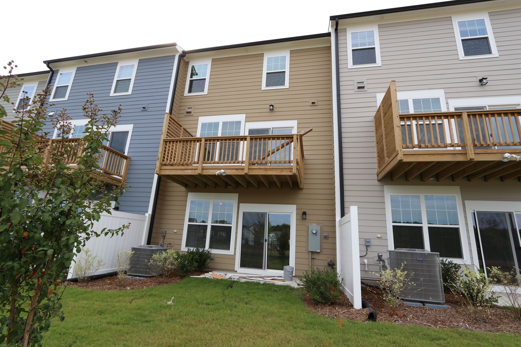 10016 Secluded Garden Drive (Hyde Park)