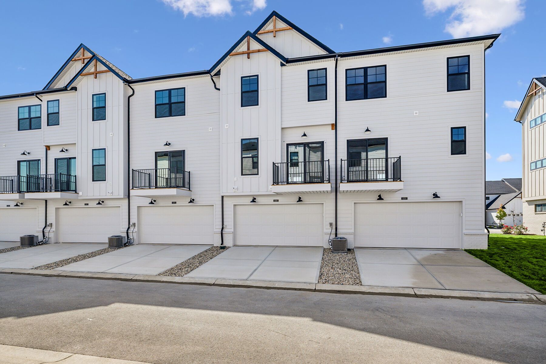 4360 Douro Trail (T1600)