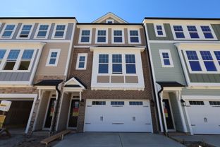 Hyde Park - Alston Landing: Cary, North Carolina - M/I Homes