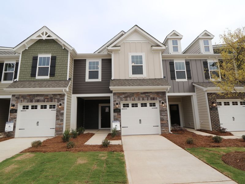 1133 Overbrook Place (Manchester)