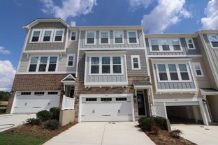 Hyde Park - Friendship Station: Apex, North Carolina - M/I Homes