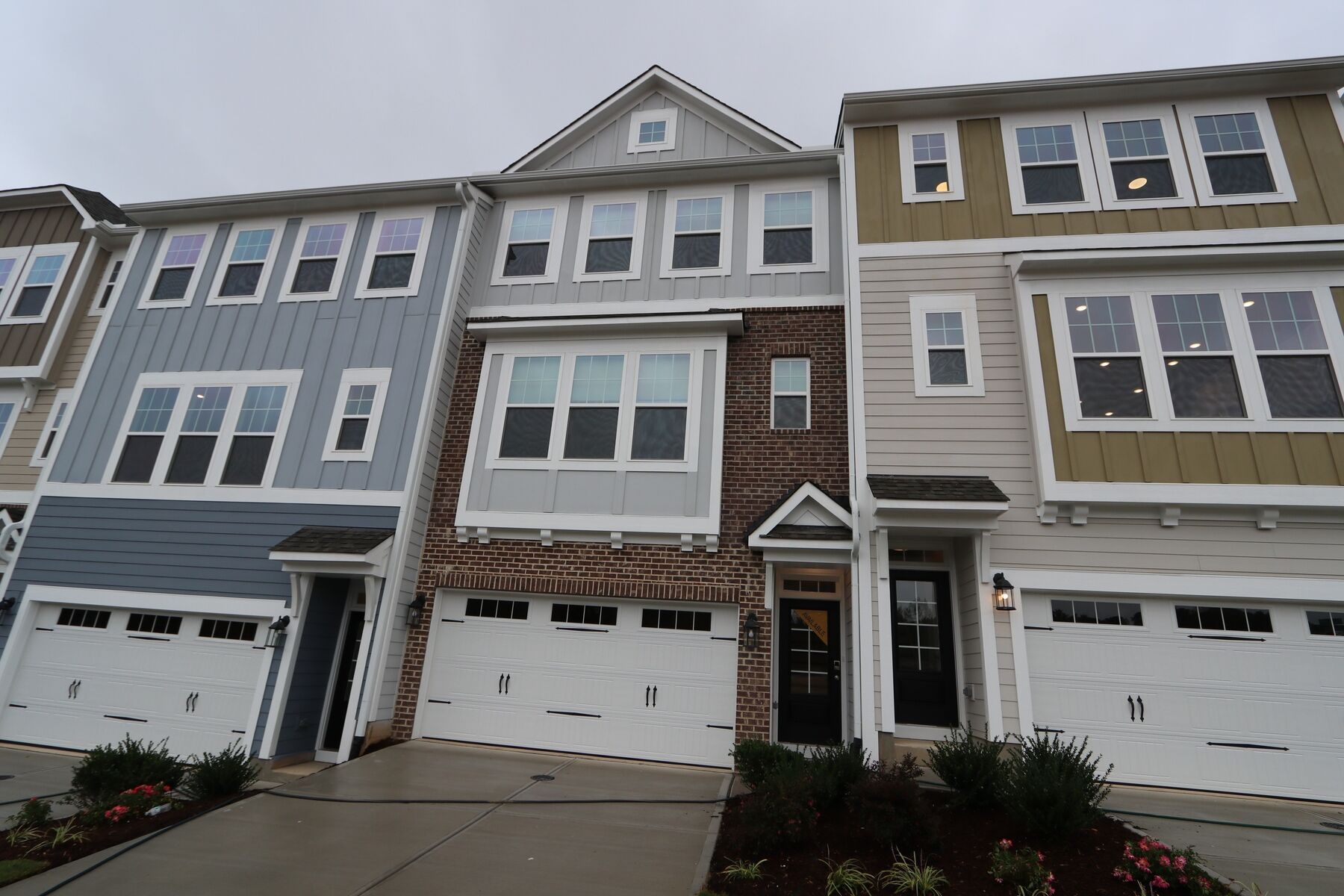 2817 Carbondale Court (Hyde Park)