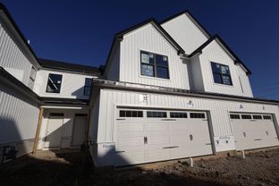 Braeden - Clarkshaw Crossing: Powell, Ohio - M/I Homes