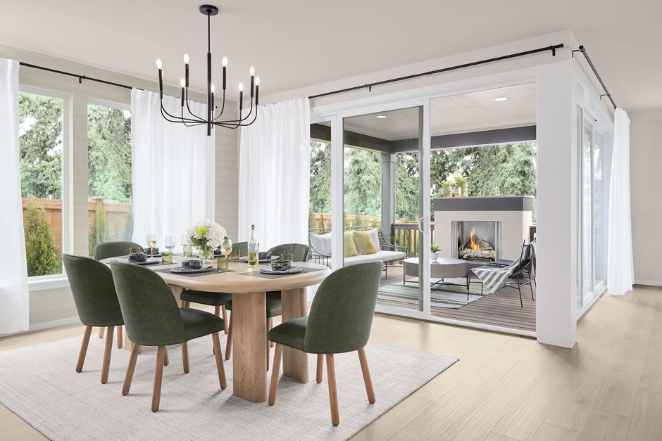 Interior Image For The Briar