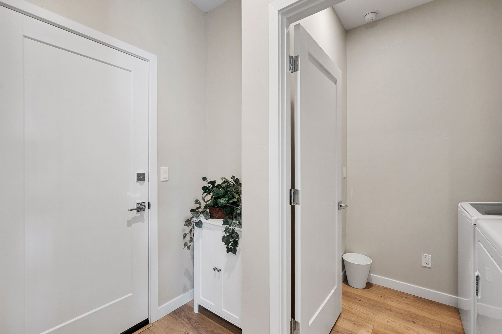 5918 E Killen Loop
