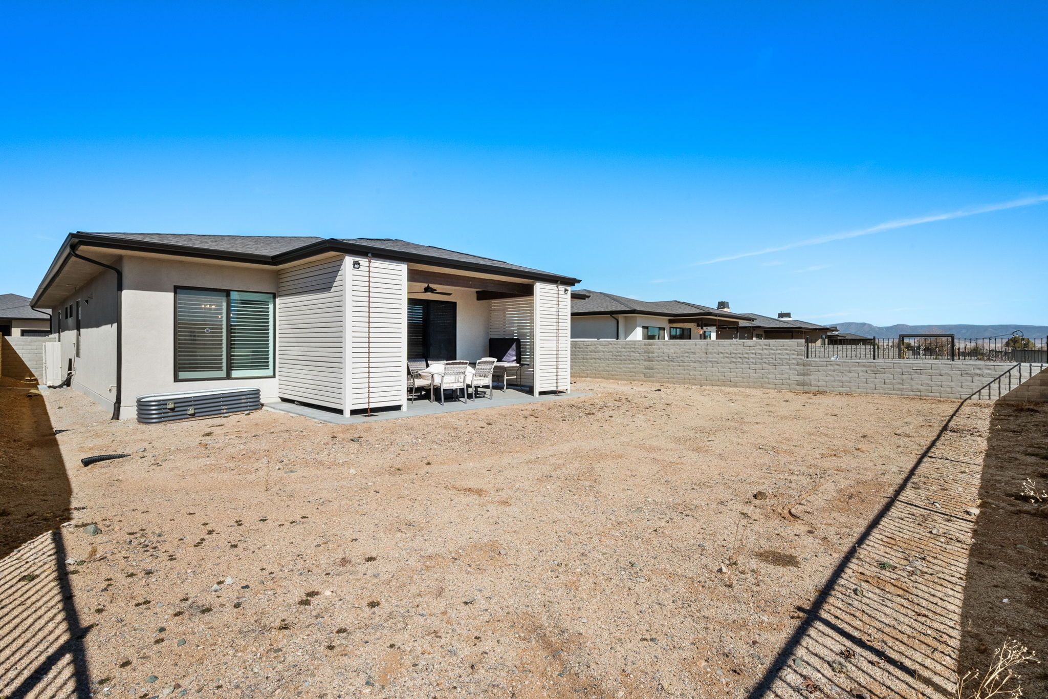 5918 E Killen Loop