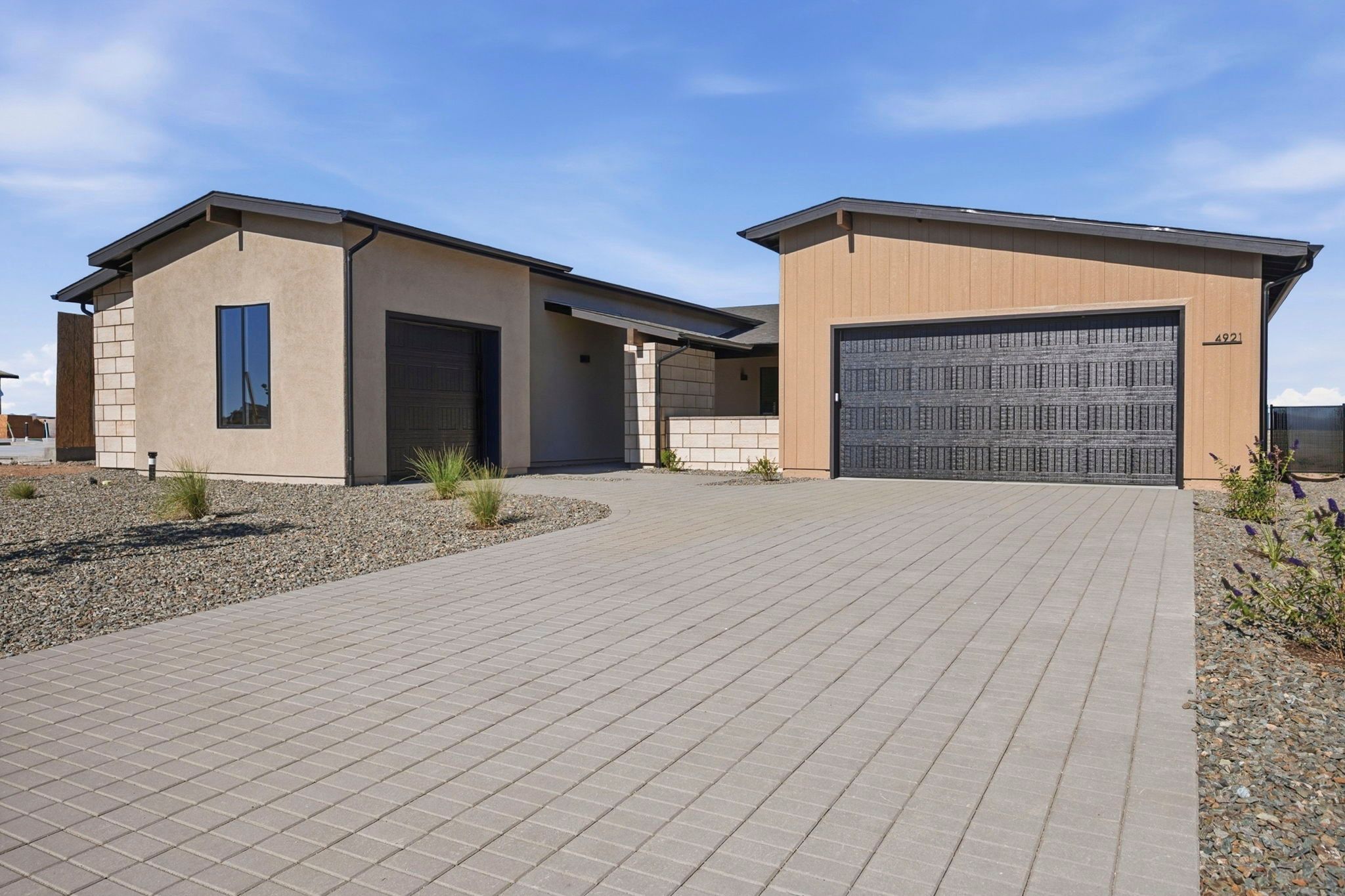 4921 N Conrad Place (JA706) Imagen