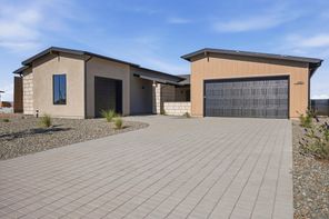 4921 N Conrad Place (JA706)