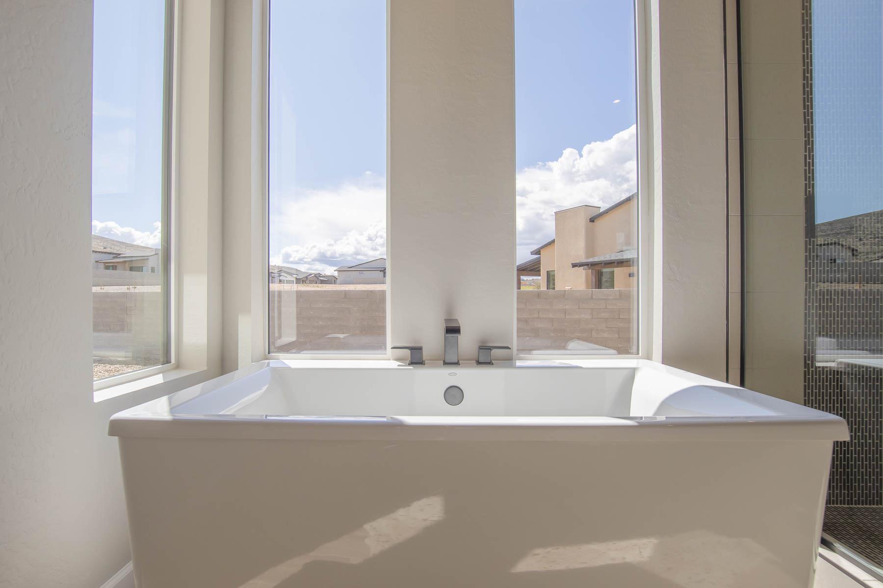 Free Standing Tub
