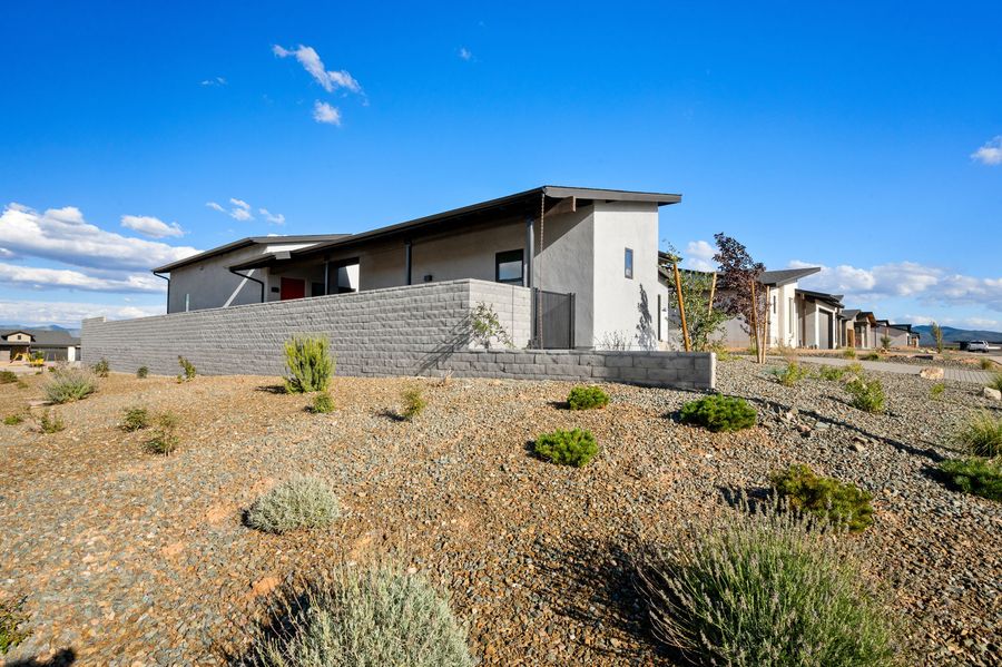4991 N Blake Ct (606)