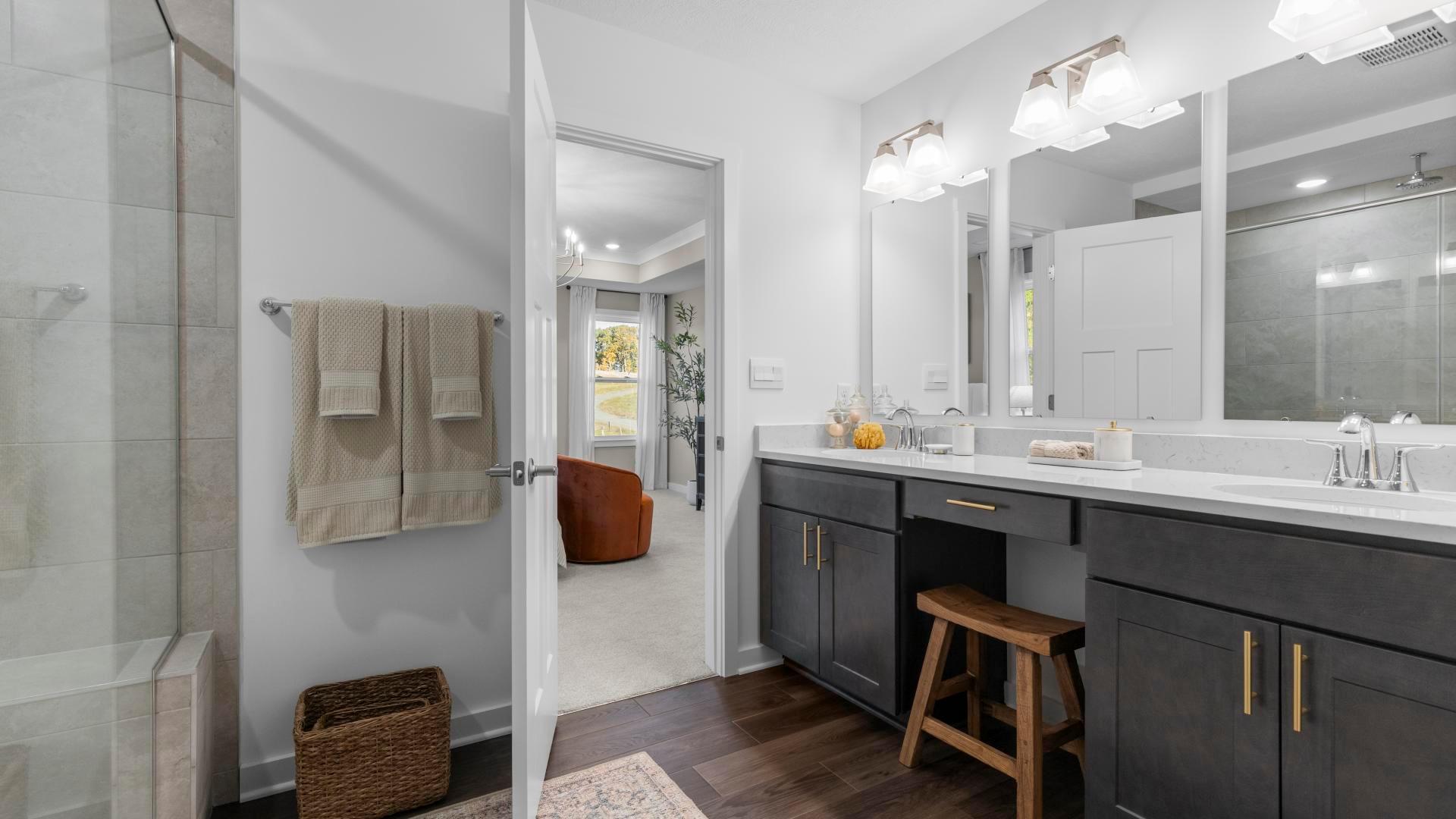 Dual vanities, frameless showers and soaking tubs all available – you get to choose!