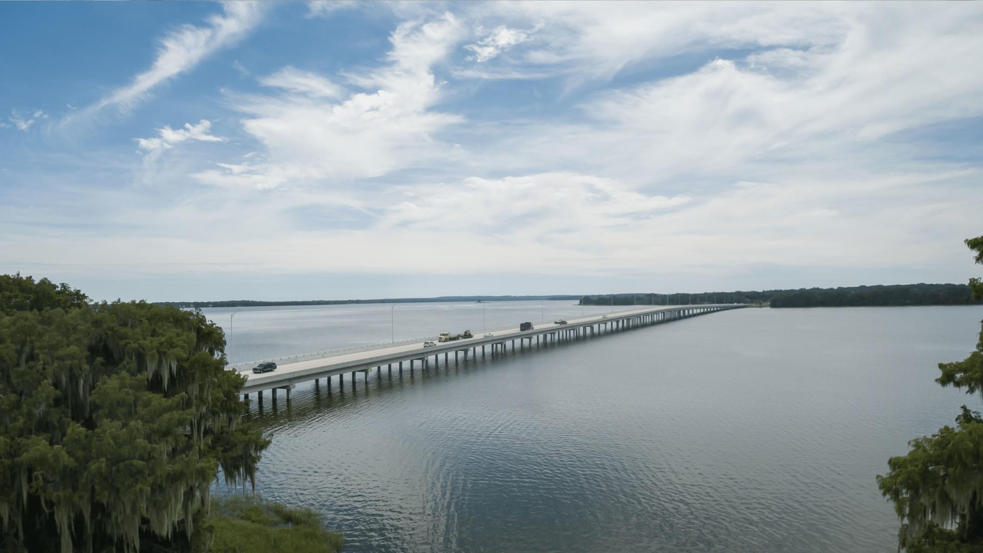 Harris Chain of Lakes features 8 lakes &amp; almost 75,000 acres giving you prime fishing spots.