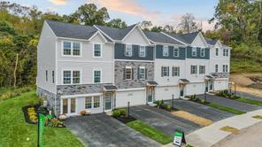 2002 Canterbury Drive (St Monica)