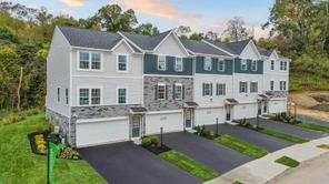 2002 Canterbury Drive (St Monica)