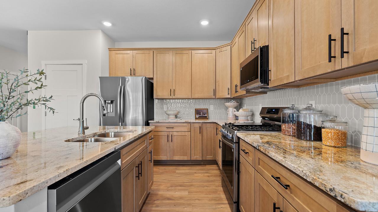 Professionally designed color palettes make it easy to decide your cabinet, flooring and countertop choices.