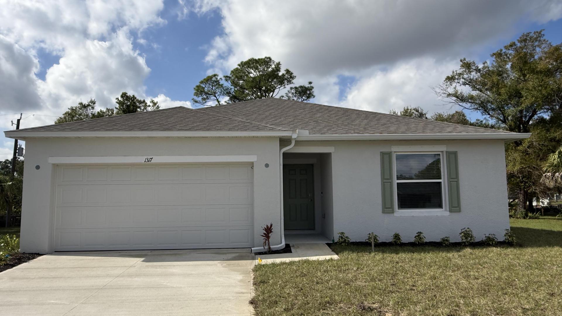 Oak - Port Charlotte: Port Charlotte, Florida - Maronda Homes
