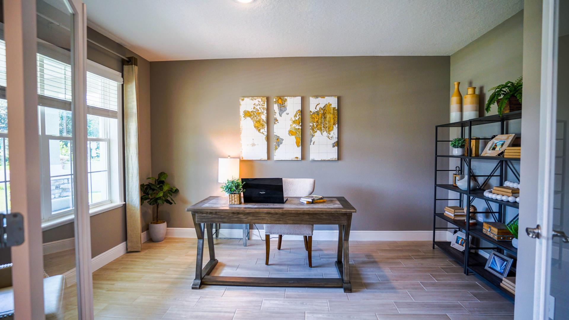 Flex space for a home office, hobby room, extra bedroom, or whatever you can think of...the choice is yours!