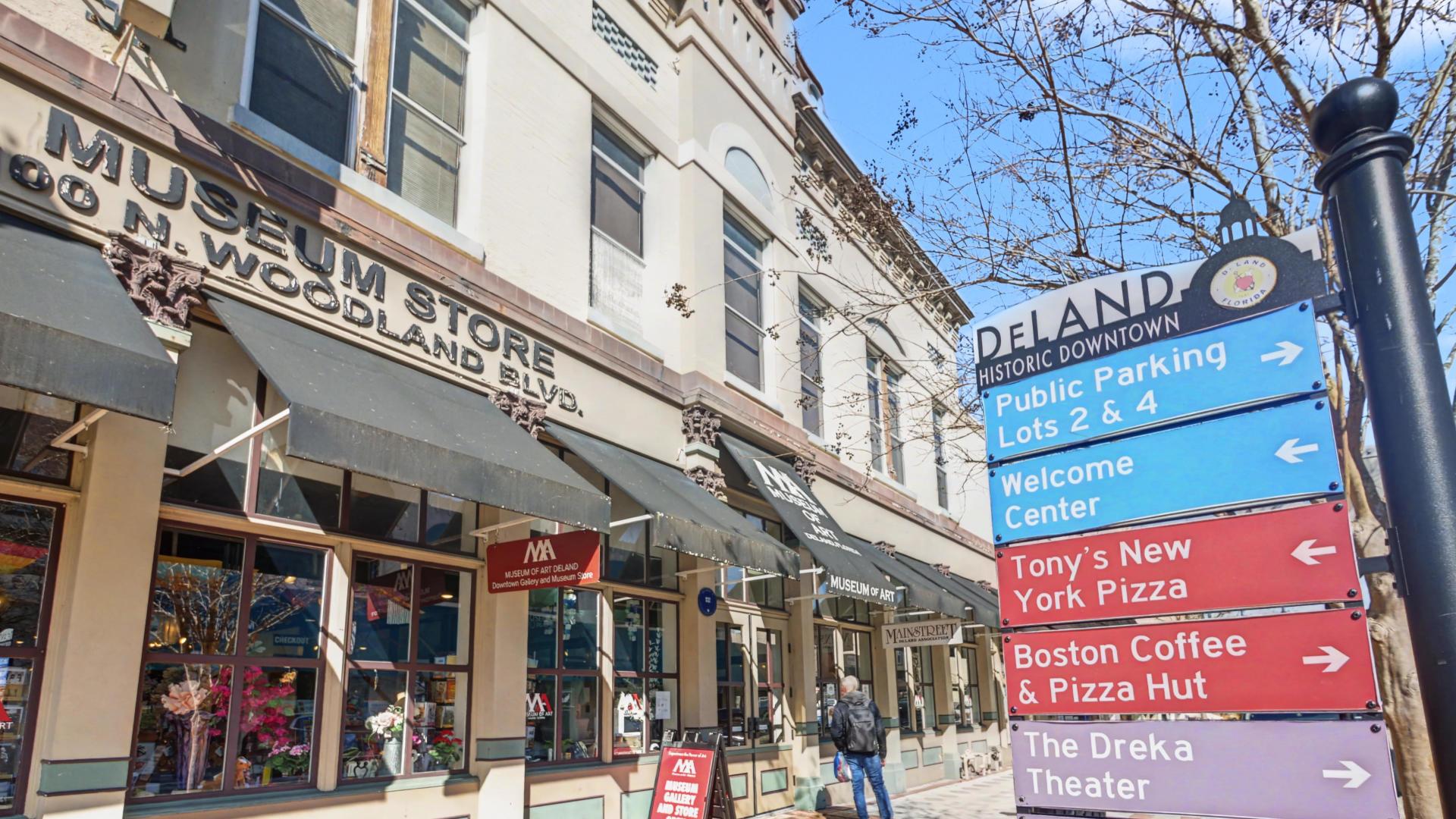 Historic Downtown DeLand is nearby and is a hub for shopping, dining and fun, you can see all that the town has to offer!