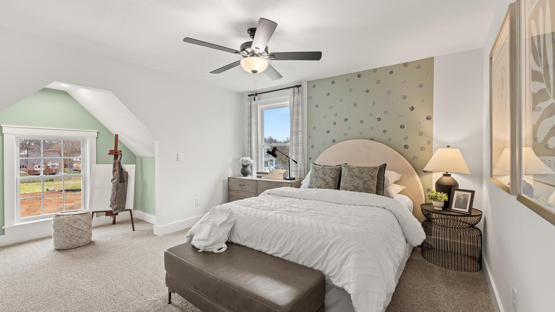 With up to 6 bedrooms everyone can have their own space and decorate their room.